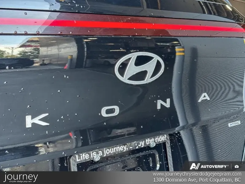 2025 HYUNDAI Kona angle 8