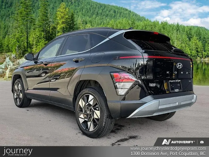 2025 HYUNDAI Kona angle 4