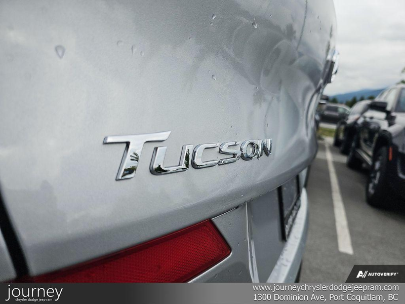 2020 Hyundai Tucson angle 8