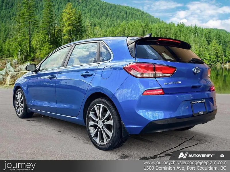 2018 HYUNDAI Elantra GT angle 4
