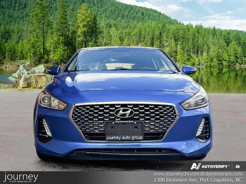 2018 HYUNDAI Elantra GT angle 2