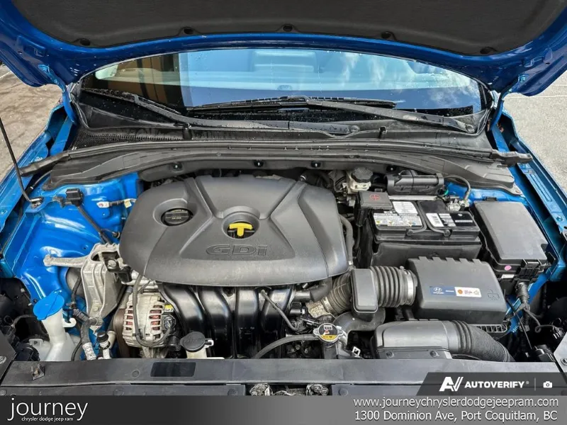 2018 HYUNDAI Elantra GT angle 9