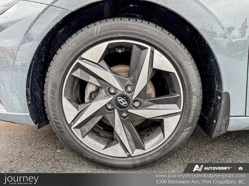 2022 HYUNDAI Elantra angle 7