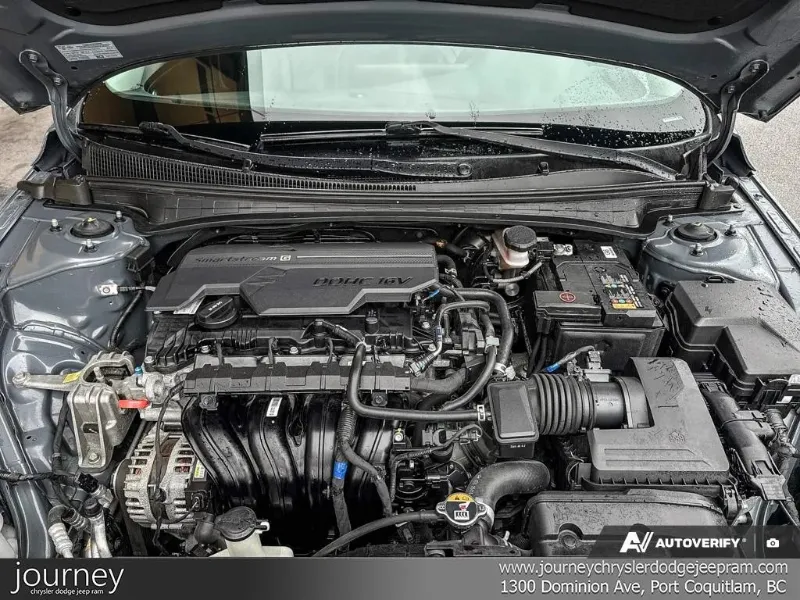 2022 HYUNDAI Elantra angle 10