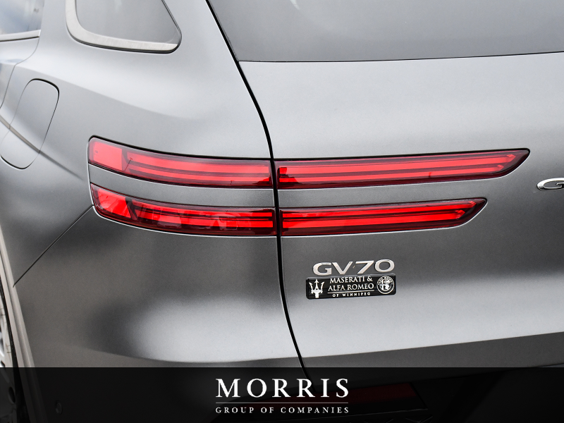 2023 GENESIS GV70   at Alfa Romeo of Winnipeg Winnipeg MB (Image 7/26)