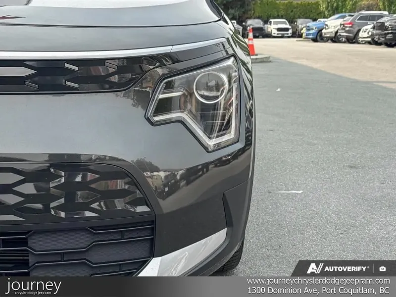 2024 KIA Niro EV angle 7