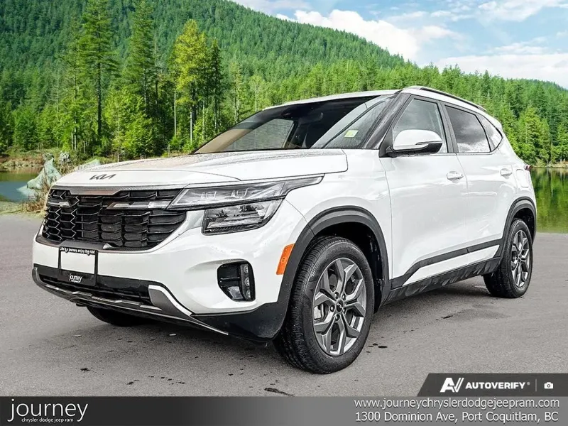 White 2025 Kia Seltos EX AWD SUV / Crossover All-Wheel Drive Continuously Variable Transmission