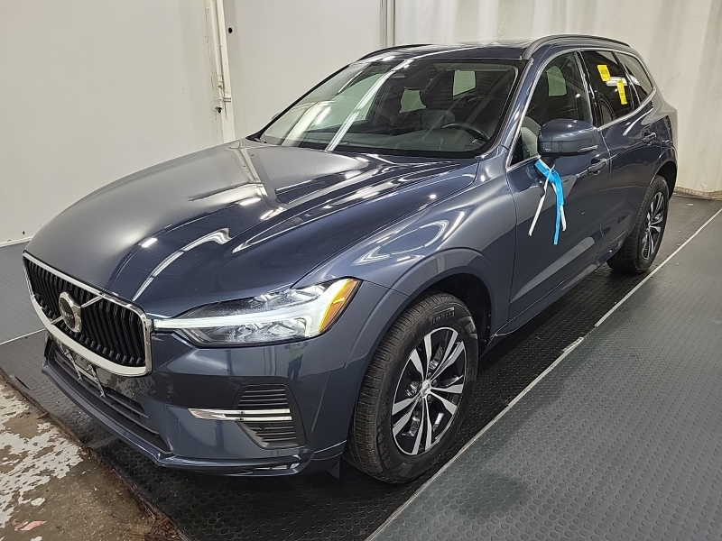 Gray 2023 Volvo XC60 B6 Core AWD SUV / Crossover