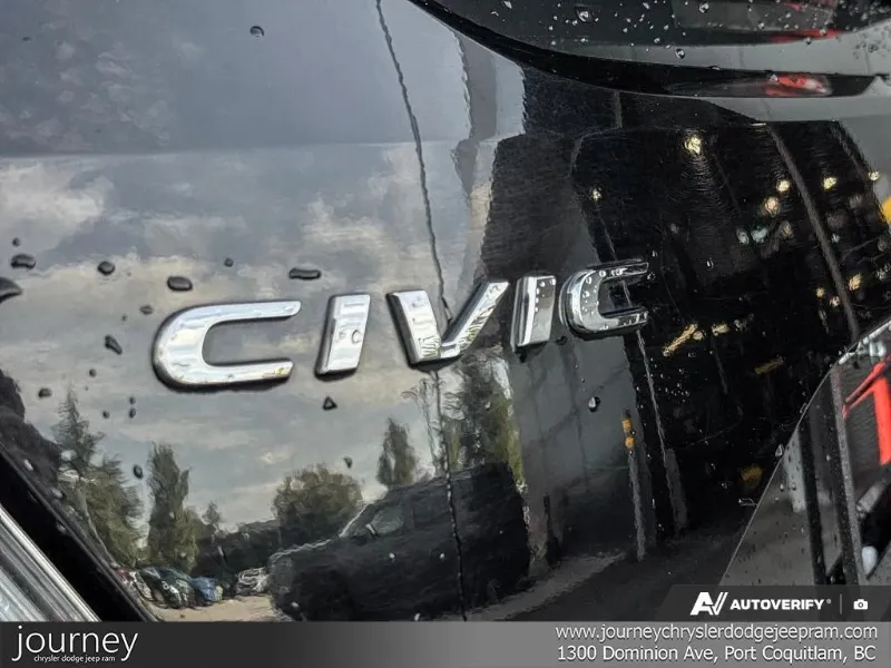 2020 HONDA Civic Hatchback angle 8