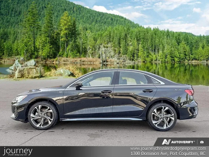 2025 AUDI A3 Sedan angle 3