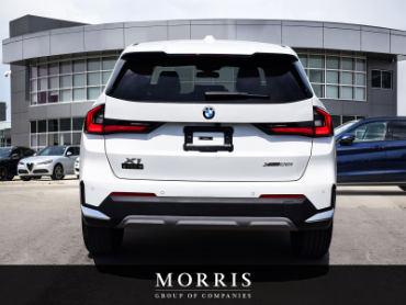 2023 BMW X1 28i  at Alfa Romeo of Winnipeg Winnipeg Manitoba thumbnail 5