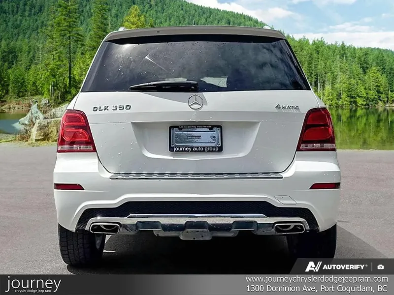 2013 MERCEDESBENZ GLK-Class angle 5