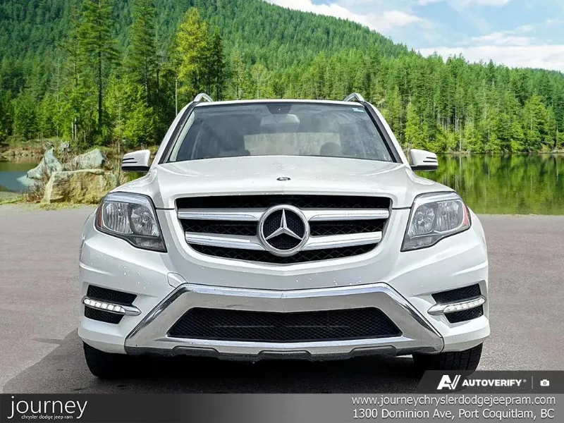 2013 MERCEDESBENZ GLK-Class angle 2