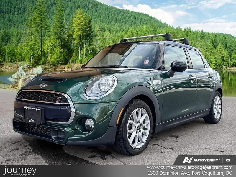 2017 MINI Cooper S 4-Door Hatchback FWD