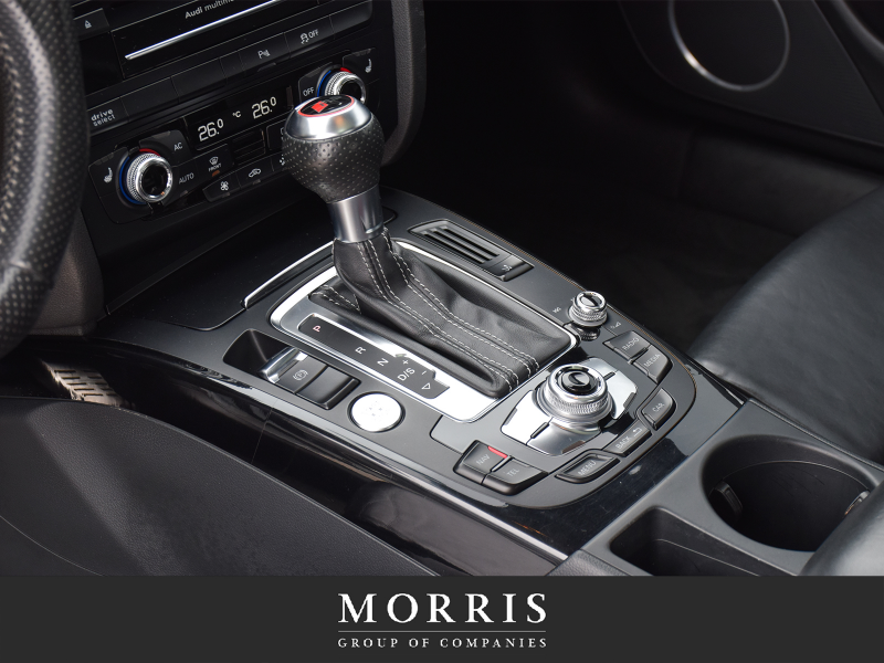 2013 Audi RS5 Base  at Alfa Romeo of Winnipeg Winnipeg Manitoba (Image 13/24)