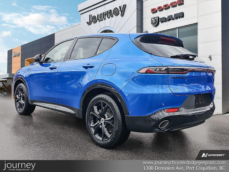 2024 DODGE Hornet angle 4