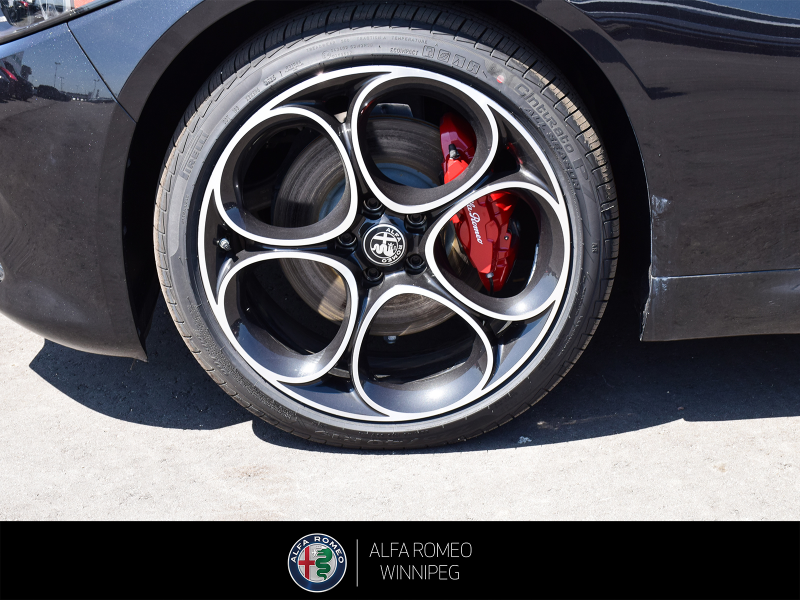 2026 ALFA ROMEO Giulia Veloce  at Alfa Romeo of Winnipeg Winnipeg Manitoba (Image 11/26)
