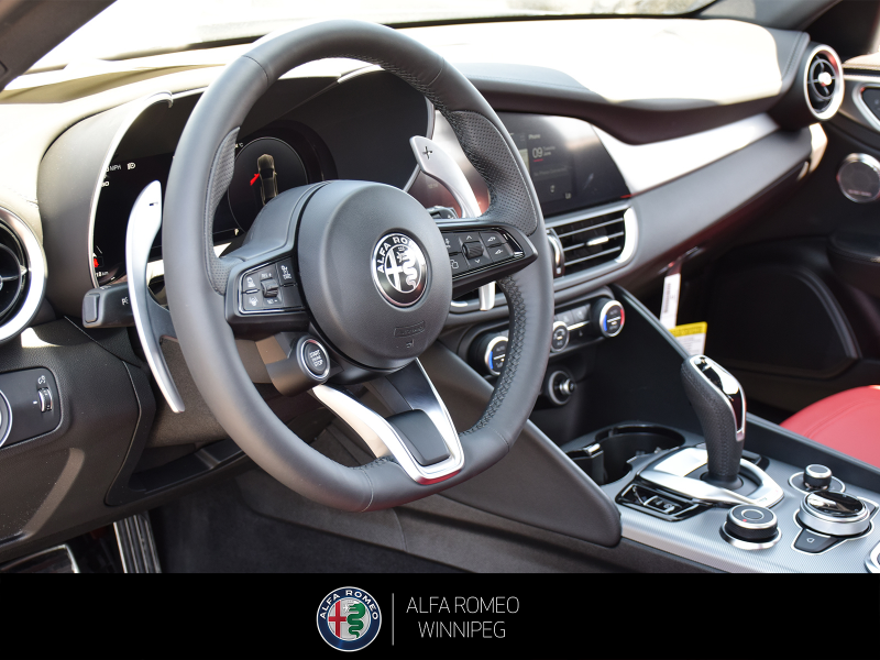 2026 ALFA ROMEO Giulia Veloce  at Alfa Romeo of Winnipeg Winnipeg Manitoba (Image 15/26)