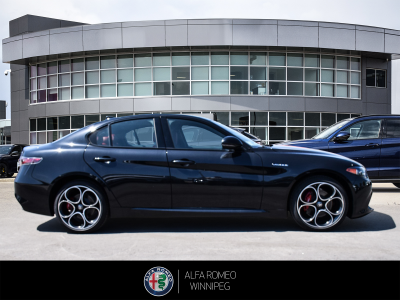 2026 ALFA ROMEO Giulia Veloce  at Alfa Romeo of Winnipeg Winnipeg Manitoba (Image 7/26)