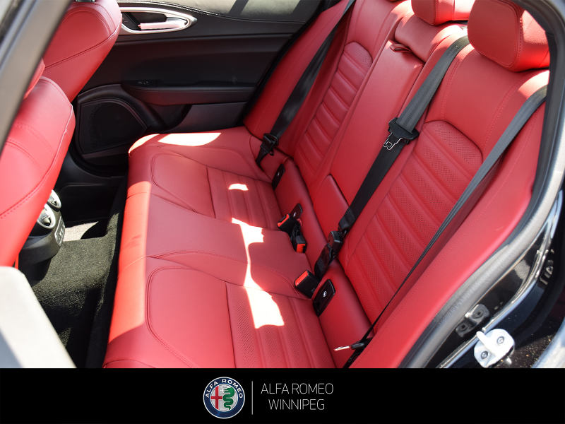 2026 ALFA ROMEO Giulia Veloce  at Alfa Romeo of Winnipeg Winnipeg Manitoba (Image 18/26)