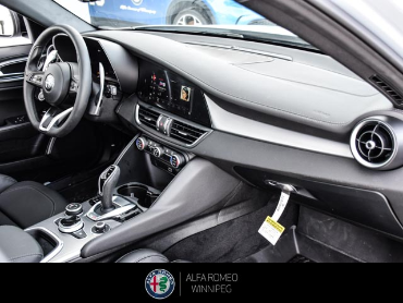 2025 ALFA ROMEO Giulia   at Alfa Romeo of Winnipeg Winnipeg Manitoba thumbnail 22