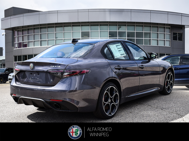 2026 ALFA ROMEO Giulia Veloce  at Alfa Romeo of Winnipeg Winnipeg Manitoba (Image 5/23)