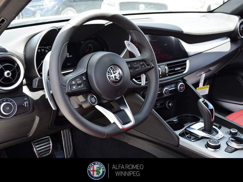 2026 ALFA ROMEO Giulia Veloce  at Alfa Romeo of Winnipeg Winnipeg Manitoba (Image 16/27)