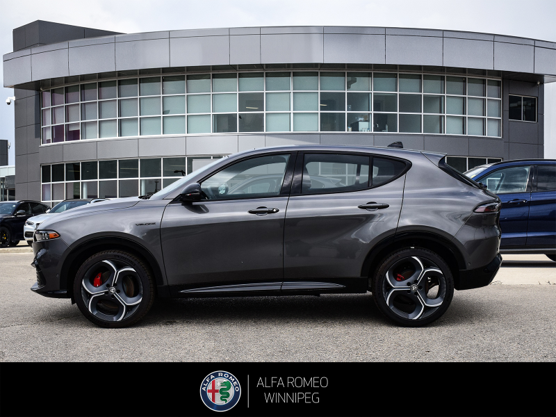 2026 ALFA ROMEO Tonale Veloce  at Alfa Romeo of Winnipeg Winnipeg Manitoba (Image 2/23)