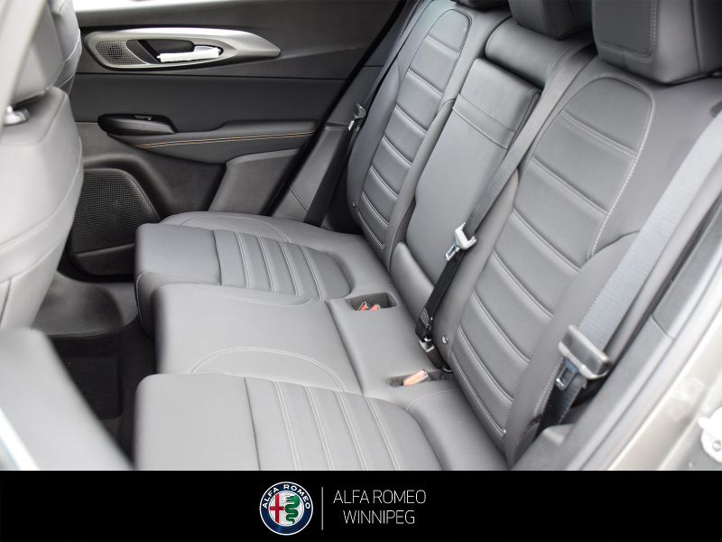 2026 ALFA ROMEO Tonale Veloce  at Alfa Romeo of Winnipeg Winnipeg Manitoba (Image 15/23)