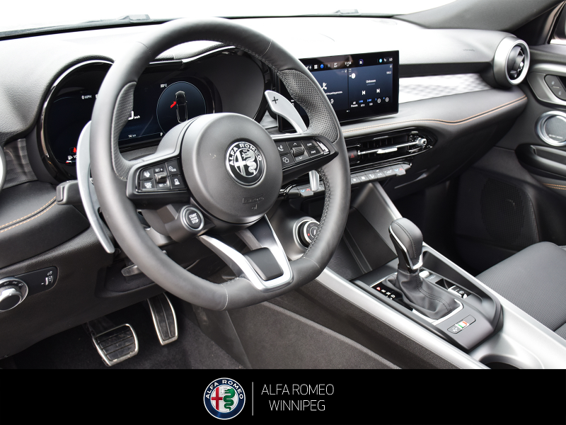 2026 ALFA ROMEO Tonale Veloce  at Alfa Romeo of Winnipeg Winnipeg Manitoba (Image 12/23)
