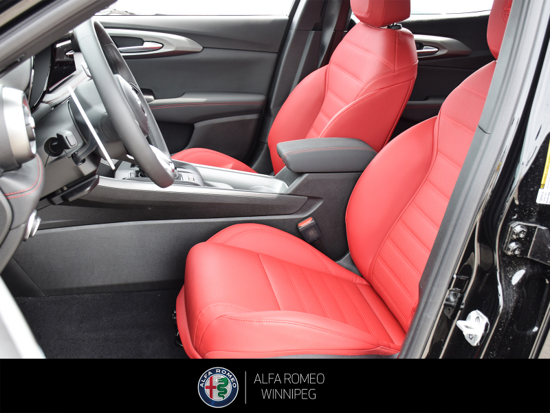 2026 ALFA ROMEO Tonale Veloce  at Alfa Romeo of Winnipeg Winnipeg Manitoba (Image 18/24)