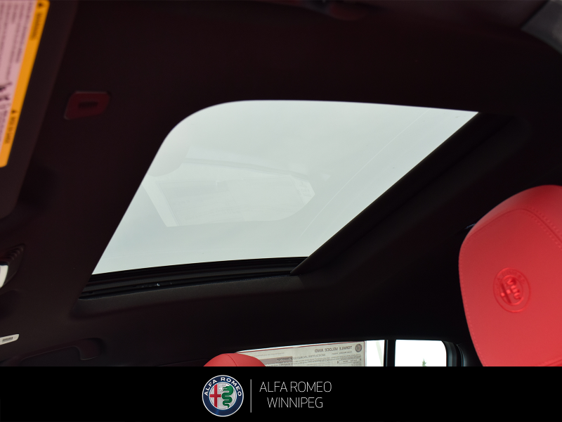 2026 ALFA ROMEO Tonale Veloce  at Alfa Romeo of Winnipeg Winnipeg Manitoba (Image 15/24)