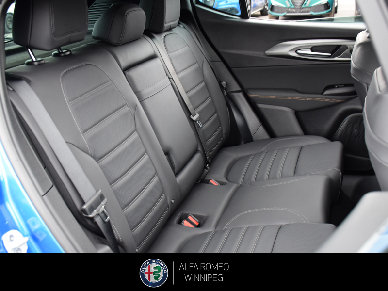 2025 ALFA ROMEO Tonale Veloce  at Alfa Romeo of Winnipeg Winnipeg Manitoba (Image 18/21)