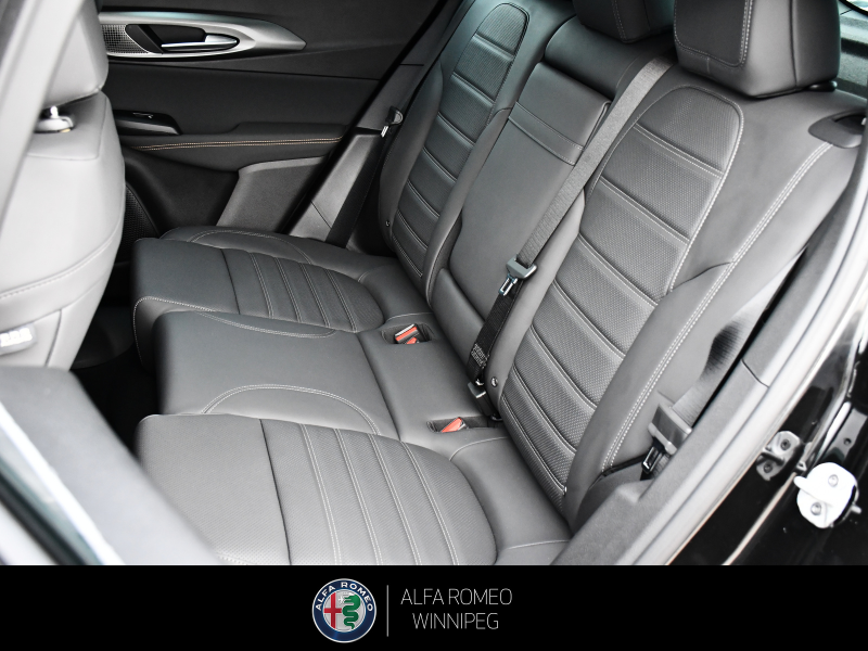 2026 ALFA ROMEO Tonale Veloce  at Alfa Romeo of Winnipeg Winnipeg MB (Image 19/23)