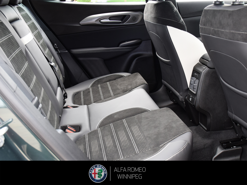 2026 ALFA ROMEO Tonale Speciale  at Alfa Romeo of Winnipeg Winnipeg Manitoba (Image 22/27)