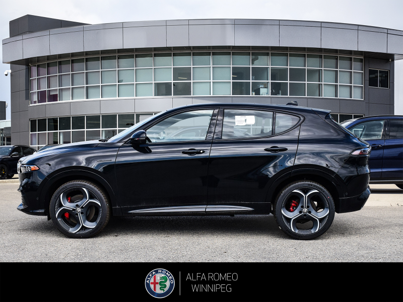 2026 ALFA ROMEO Tonale Veloce at Alfa Romeo of Winnipeg Winnipeg Manitoba (Image 2/23)
