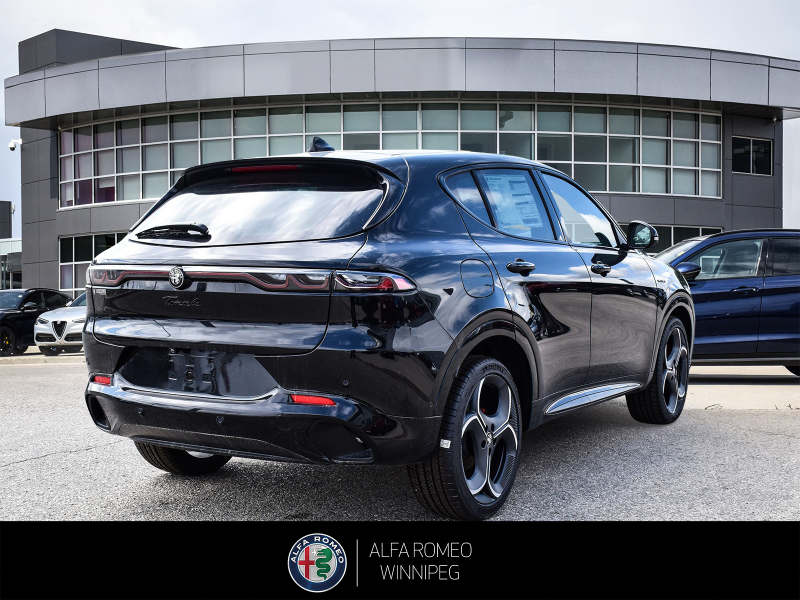 2026 ALFA ROMEO Tonale Veloce at Alfa Romeo of Winnipeg Winnipeg Manitoba (Image 5/23)