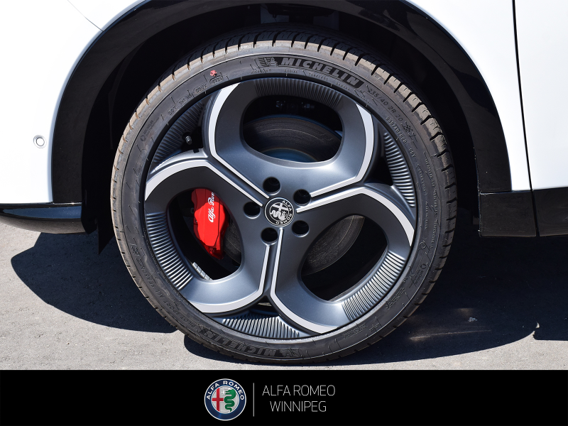 2026 ALFA ROMEO Tonale Veloce  at Alfa Romeo of Winnipeg Winnipeg Manitoba (Image 11/26)