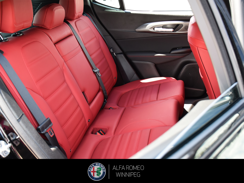 2026 ALFA ROMEO Tonale Veloce  at Alfa Romeo of Winnipeg Winnipeg Manitoba (Image 19/22)