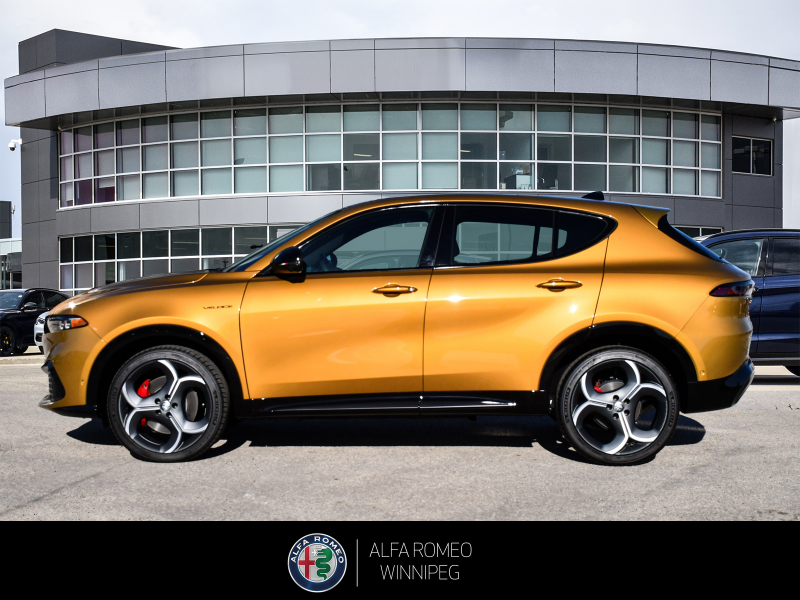 2026 ALFA ROMEO Tonale Veloce  at Alfa Romeo of Winnipeg Winnipeg MB (Image 2/24)