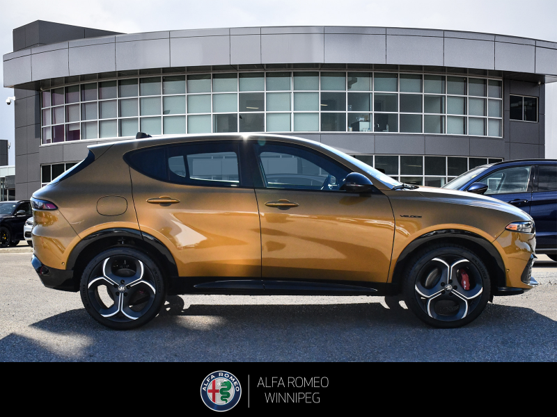 2026 ALFA ROMEO Tonale Veloce  at Alfa Romeo of Winnipeg Winnipeg MB (Image 6/24)