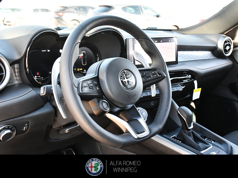 2026 ALFA ROMEO Tonale Veloce  at Alfa Romeo of Winnipeg Winnipeg MB (Image 16/24)