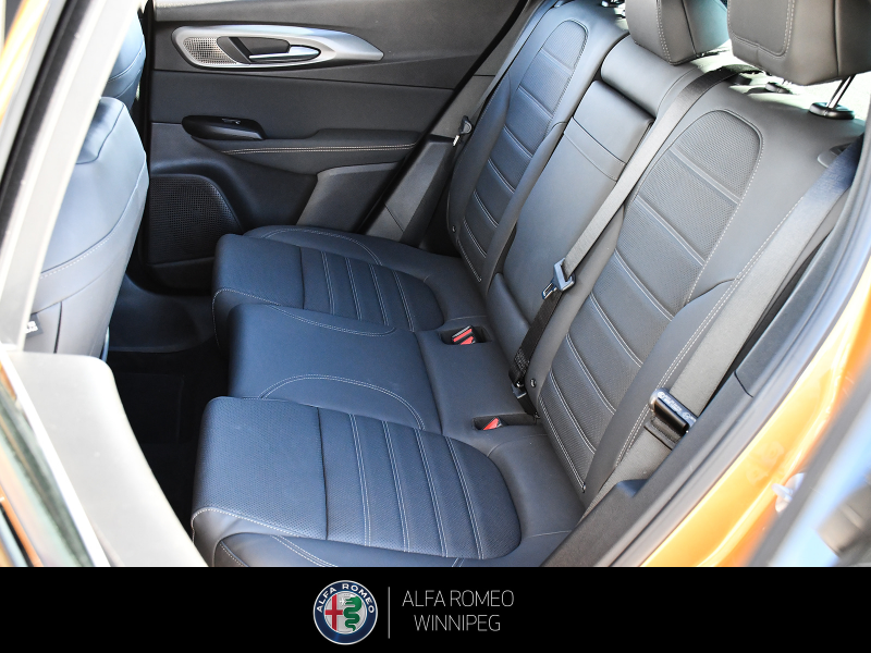 2026 ALFA ROMEO Tonale Veloce  at Alfa Romeo of Winnipeg Winnipeg MB (Image 19/24)