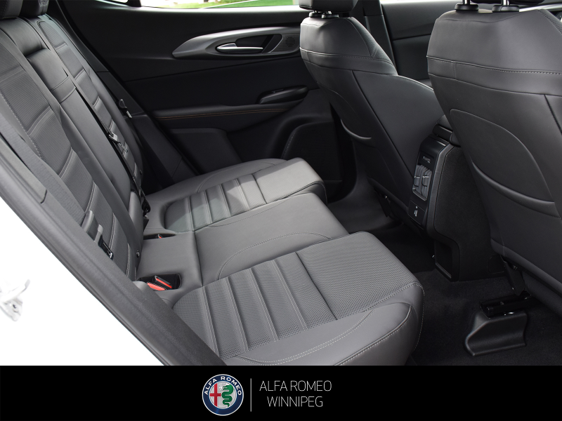 2026 ALFA ROMEO Tonale Veloce  at Alfa Romeo of Winnipeg Winnipeg Manitoba (Image 22/27)