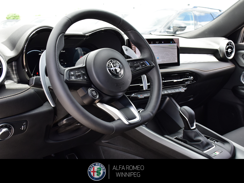 2026 ALFA ROMEO Tonale Veloce  at Alfa Romeo of Winnipeg Winnipeg Manitoba (Image 15/27)