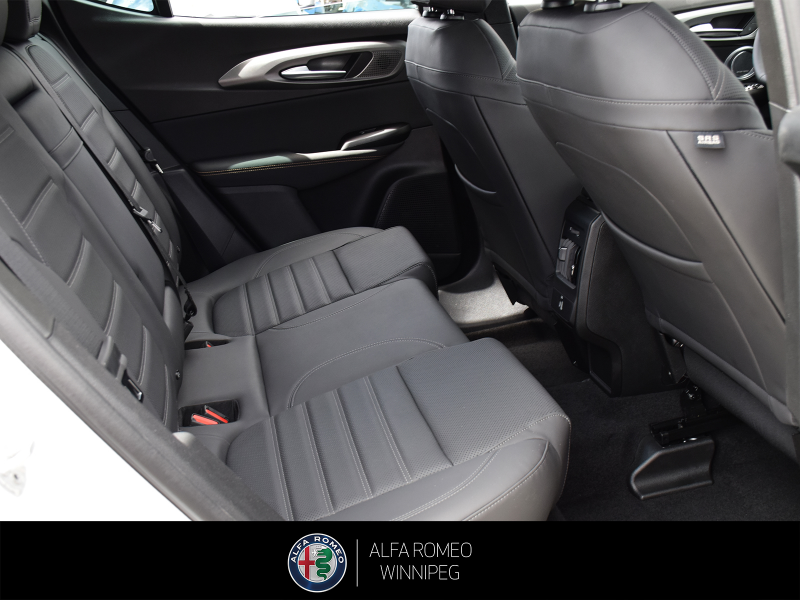 2026 ALFA ROMEO Tonale Veloce  at Alfa Romeo of Winnipeg Winnipeg Manitoba (Image 21/27)