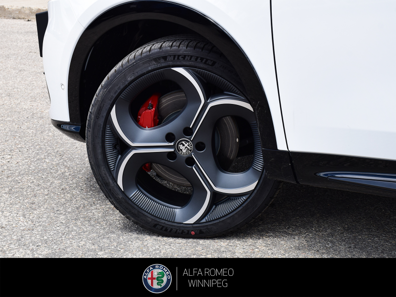 2026 ALFA ROMEO Tonale Veloce  at Alfa Romeo of Winnipeg Winnipeg Manitoba (Image 11/27)
