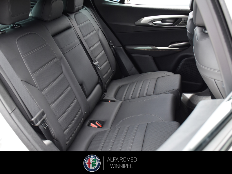 2026 ALFA ROMEO Tonale Veloce  at Alfa Romeo of Winnipeg Winnipeg Manitoba (Image 20/27)
