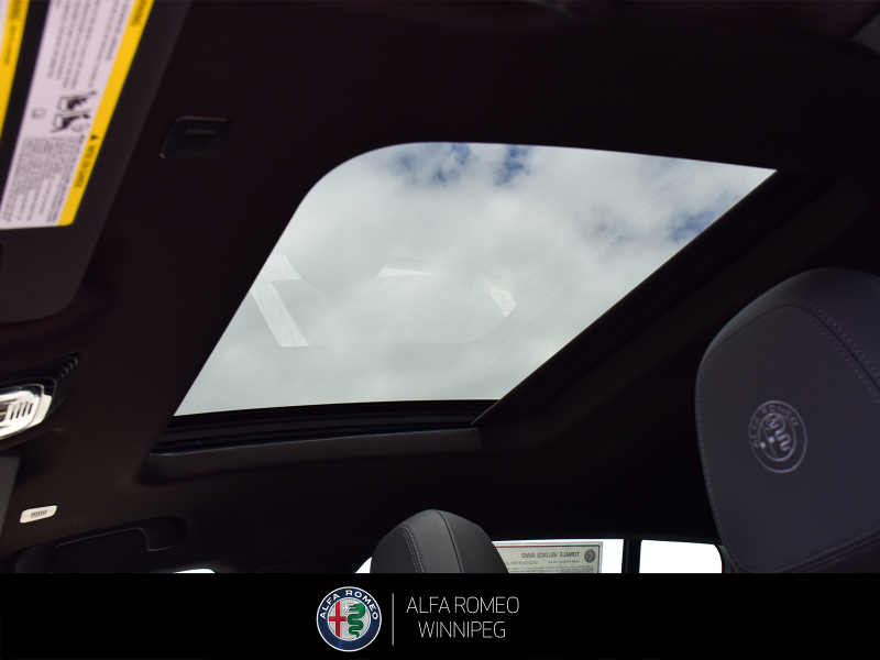 2026 ALFA ROMEO Tonale Veloce  at Alfa Romeo of Winnipeg Winnipeg Manitoba (Image 14/27)