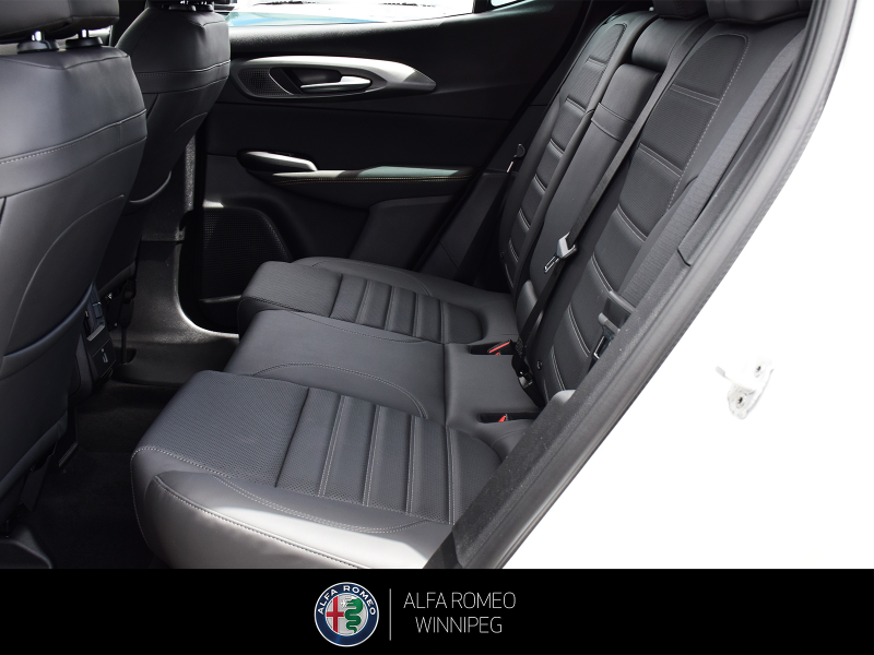 2026 ALFA ROMEO Tonale Veloce  at Alfa Romeo of Winnipeg Winnipeg Manitoba (Image 19/27)
